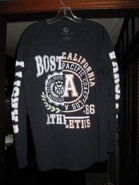 Black Graphic Long Sleeve Social Culture 1X Shirt in Excellent Condition